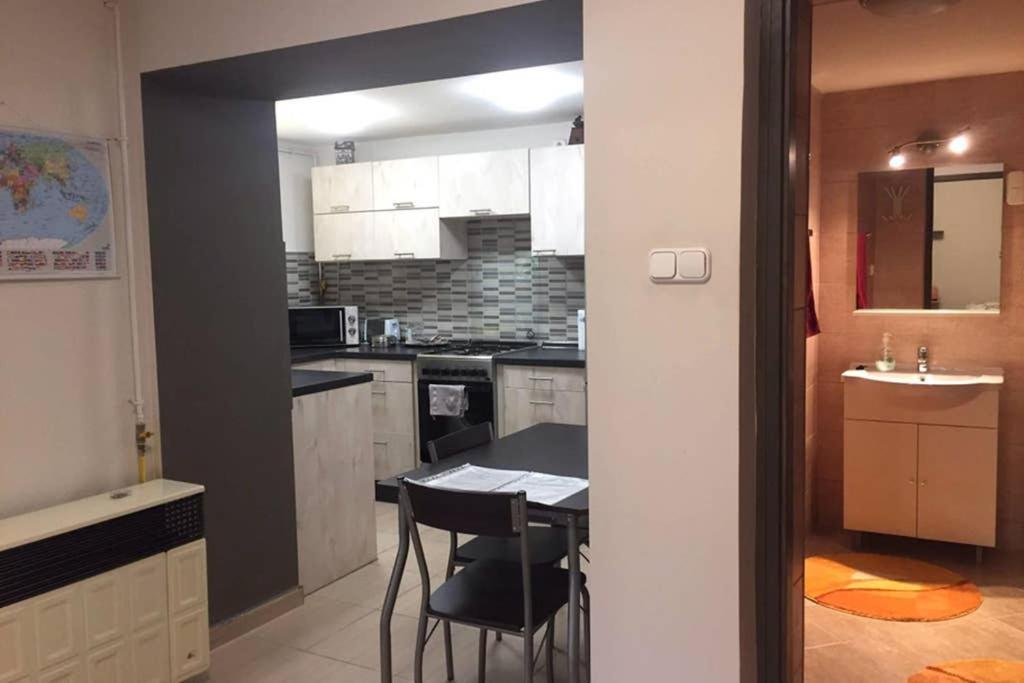 Green Garden Apartment Ingyenes Zart Parkoloval Segedyn Zewnętrze zdjęcie