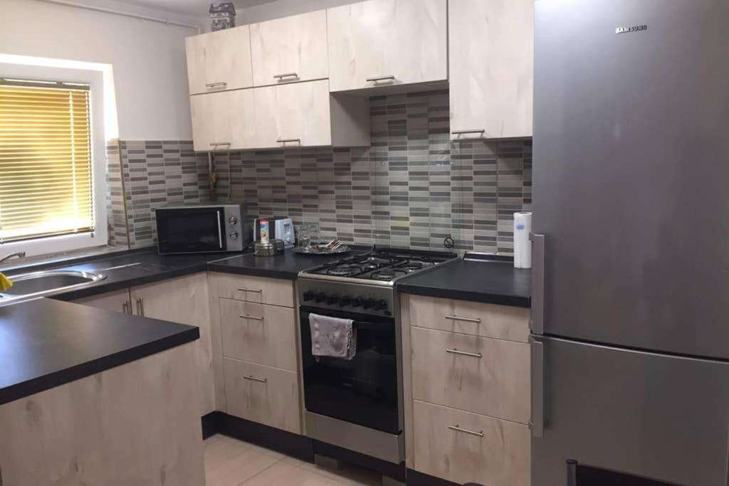 Green Garden Apartment Ingyenes Zart Parkoloval Segedyn Zewnętrze zdjęcie